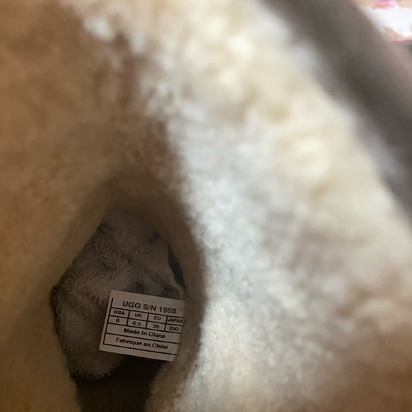 Ugg Shoes | Ugg Suede
Shearling Clog Boots Sz 8 - Picture 3 of 7